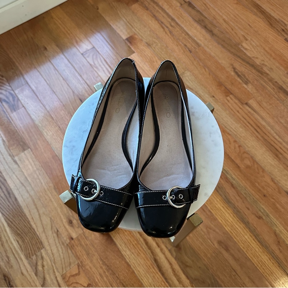 Aldo Flats, Black Patent Leather, Size 9 (EU 40)